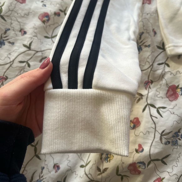 Adidas Womens 3-stripe Hoodie - Picture 5 of 7